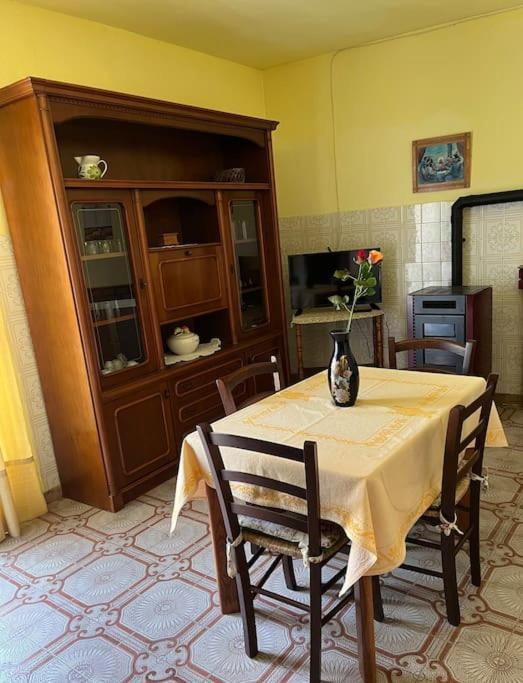 Casa Mare E Montagna Ferienhaus Bonarcado